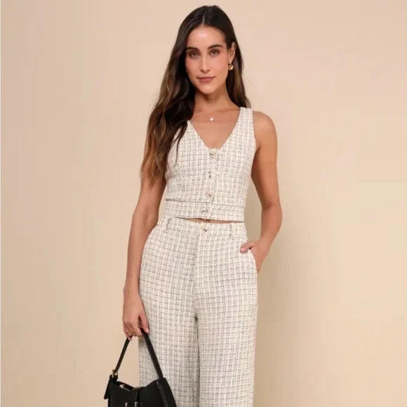Lulus Tweed Plaid Ivory Button Vest Top NWT - Picture 2 of 6